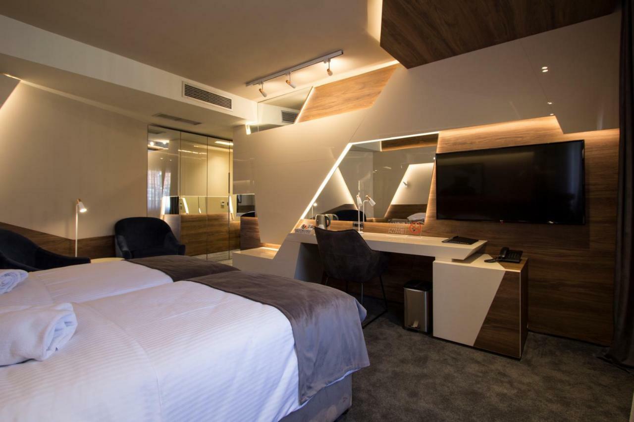 Ni Boutique 25H By Eva Stay 018 מראה חיצוני תמונה