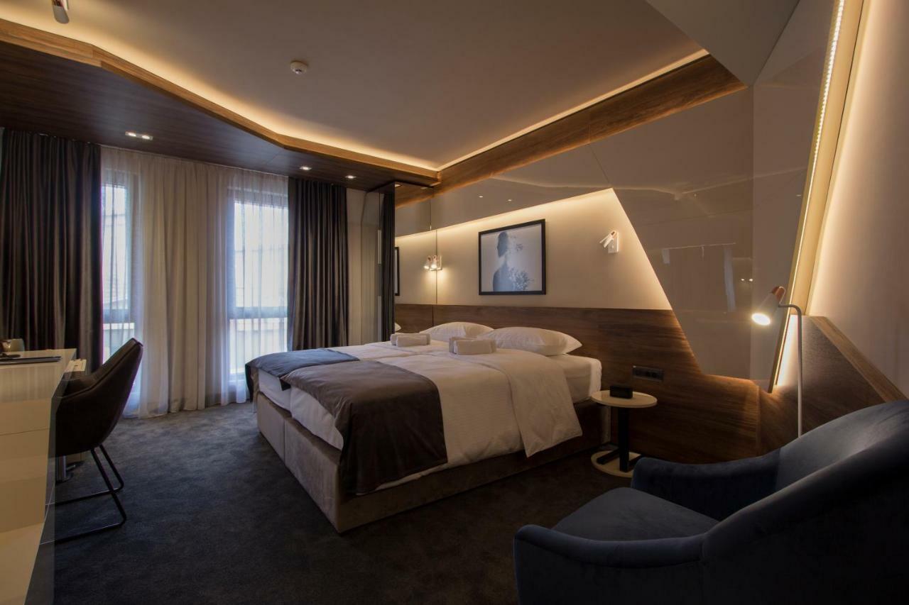 Ni Boutique 25H By Eva Stay 018 מראה חיצוני תמונה